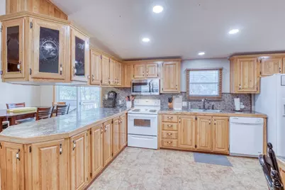 107 Red Bird, Kingsland, TX 78639 - Photo 6