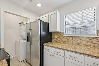 2520 Quarry Road #202, Austin, TX 78703 - Photo 18