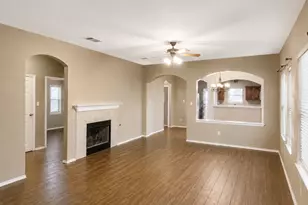 305 Dark Horse Ln, Buda, TX 78610 - Photo 2