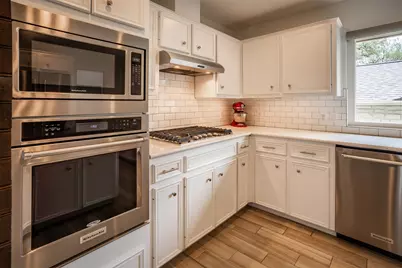 6701 Vallecito Drive, Austin, TX 78759 - Photo 14