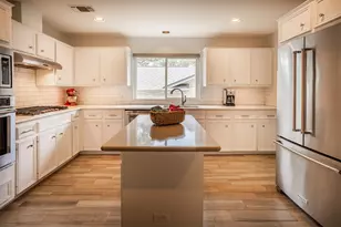 6701 Vallecito Dr, Austin, TX 78759 - Photo 18