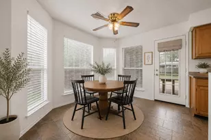 4605 Molera Dr, Austin, TX 78749 - Photo 2