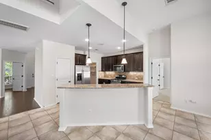 12104 Broten St, Austin, TX 78748 - Photo 8
