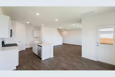 12207 Douglas Fir Circle, Mustang Ridge, TX 78610 - Photo 10