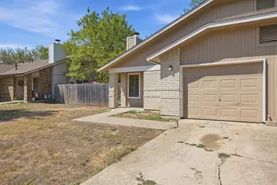 904/906 Hyridge Street, Round Rock, TX 78664 - Photo 4