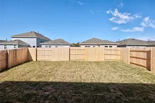 116 Bent Crk Ln, Georgetown, TX 78628 - Photo 24