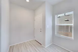 116 Bent Crk Ln, Georgetown, TX 78628 - Photo 18
