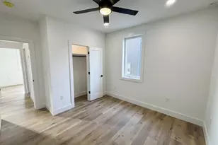2818 E 22nd St, Austin, TX 78722 - Photo 10