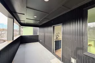 2818 E 22nd St, Austin, TX 78722 - Photo 16