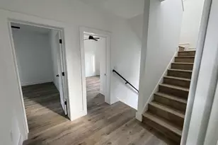 2818 E 22nd St, Austin, TX 78722 - Photo 14