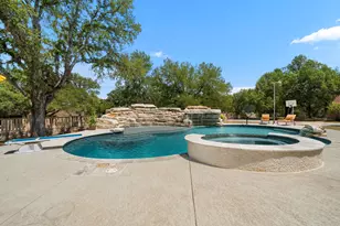 304 Harmony Ln, Georgetown, TX 78628 - Photo 34