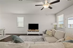 5308 Golden Canary Ln, Austin, TX 78723 - Photo 2