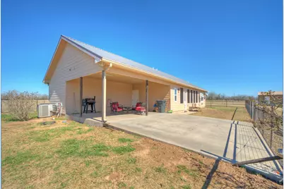 273 Bobs Trail, Bastrop, TX 78602 - Photo 8