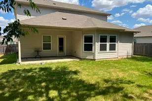 929 Main St, Hutto, TX 78634 - Photo 18