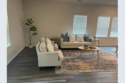 929 Main Street, Hutto, TX 78634 - Photo 6
