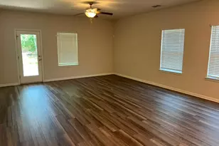929 Main St, Hutto, TX 78634 - Photo 10