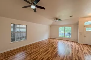 16908 Cactus Blossom Dr, Pflugerville, TX 78660 - Photo 2