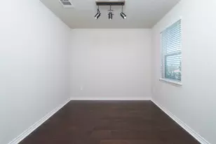 5304 Golden Canary Ln, Austin, TX 78723 - Photo 14