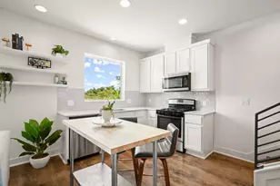 3007 E 12th St, Austin, TX 78702 - Photo 4