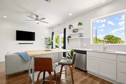 3007 E 12th Street #G, Austin, TX 78702 - Photo 10