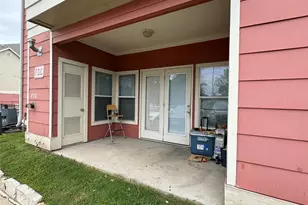 1901 Crossing Pl, Austin, TX 78741 - Photo 10