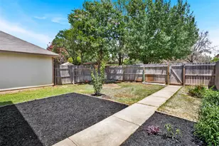 4523 Secure Ln, Austin, TX 78725 - Photo 38
