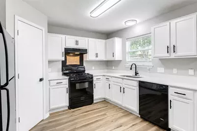 4523 Secure Lane, Austin, TX 78725 - Photo 14