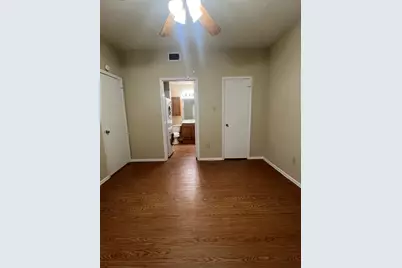 114 E 31st Street #106, Austin, TX 78705 - Photo 8