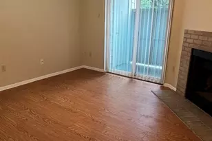 114 E 31st St, Austin, TX 78705 - Photo 2