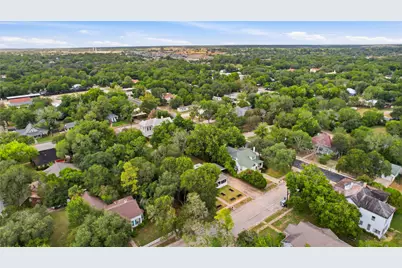 715 Saint George Street, Gonzales, TX 78629 - Photo 18