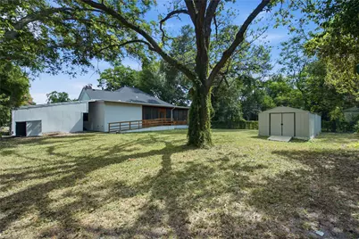 715 Saint George Street, Gonzales, TX 78629 - Photo 16