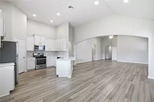 185 Munk Ln, Leander, TX 78641 - Photo 6