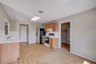 314 Bello Dr, Leander, TX 78641 - Photo 10