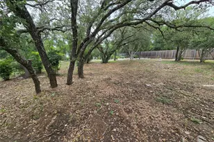 604 Via Viejo, Marble Falls, TX 78654 - Photo 4