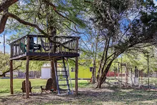 10133 Oliver Dr, Austin, TX 78737 - Photo 36