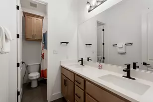 586 Two Creeks Ln, Austin, TX 78737 - Photo 24