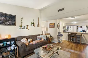 806 W 24th St, Austin, TX 78705 - Photo 4