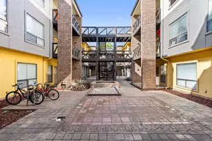 806 W 24th St, Austin, TX 78705 - Photo 18