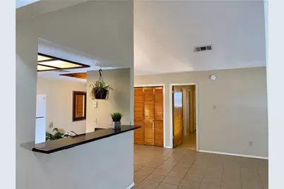 910 Milford Way #B, Austin, TX 78745 - Photo 4