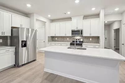 12516 Saint Thomas Drive, Del Valle, TX 78617 - Photo 8