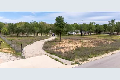 171 Comancheria Trail, Elgin, TX 78621 - Photo 8