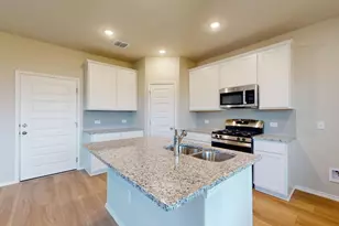 4504 Beacon Bay Dr, Austin, TX 78747 - Photo 6