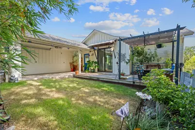 2412 E 8th Street #1, Austin, TX 78702 - Photo 30