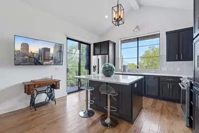 2412 E 8th Street #1, Austin, TX 78702 - Photo 2