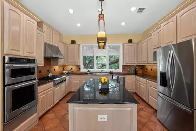 2305 Barton Creek Boulevard #40, Austin, TX 78735 - Photo 10