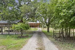 315 Riverwood Dr, Bastrop, TX 78602 - Photo 10