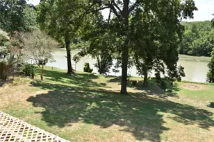 315 Riverwood Dr, Bastrop, TX 78602 - Photo 2