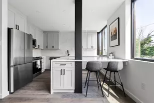 1800 E 4th St, Austin, TX 78702 - Photo 1