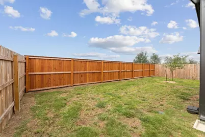 2028 Applewood Drive, Lockhart, TX 78644 - Photo 28