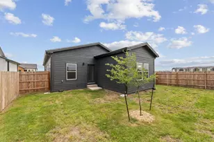 2028 Applewood Dr, Lockhart, TX 78644 - Photo 26